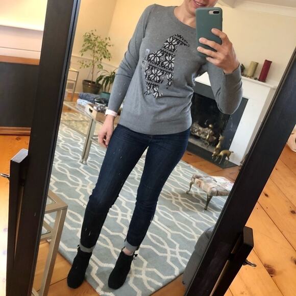 LOFT Penguin Grey Sweater NWT Size XS – Cozy New With Tags Soft Knit Pullover - Picture 1 of 8